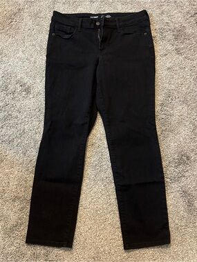 Old Navy Women’s Black Straight Leg Jeans